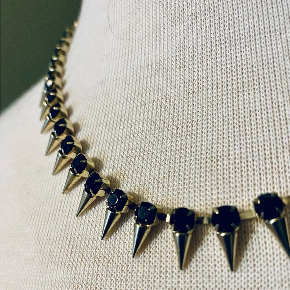 Vintage Chic Gold and Black Spike Necklace - Picture 3 of 5